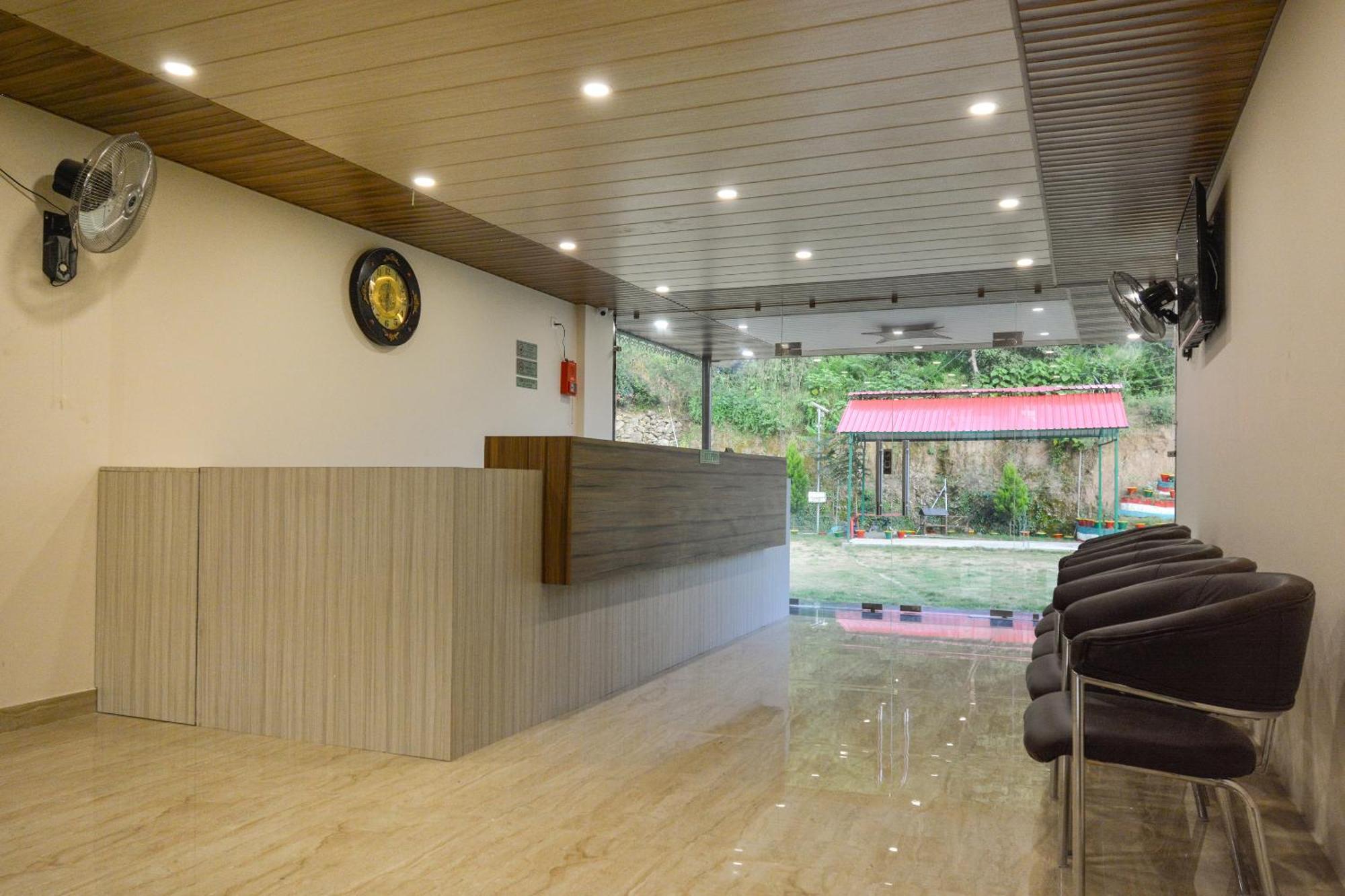 Nakshatra Resort Kunihar Zewnętrze zdjęcie